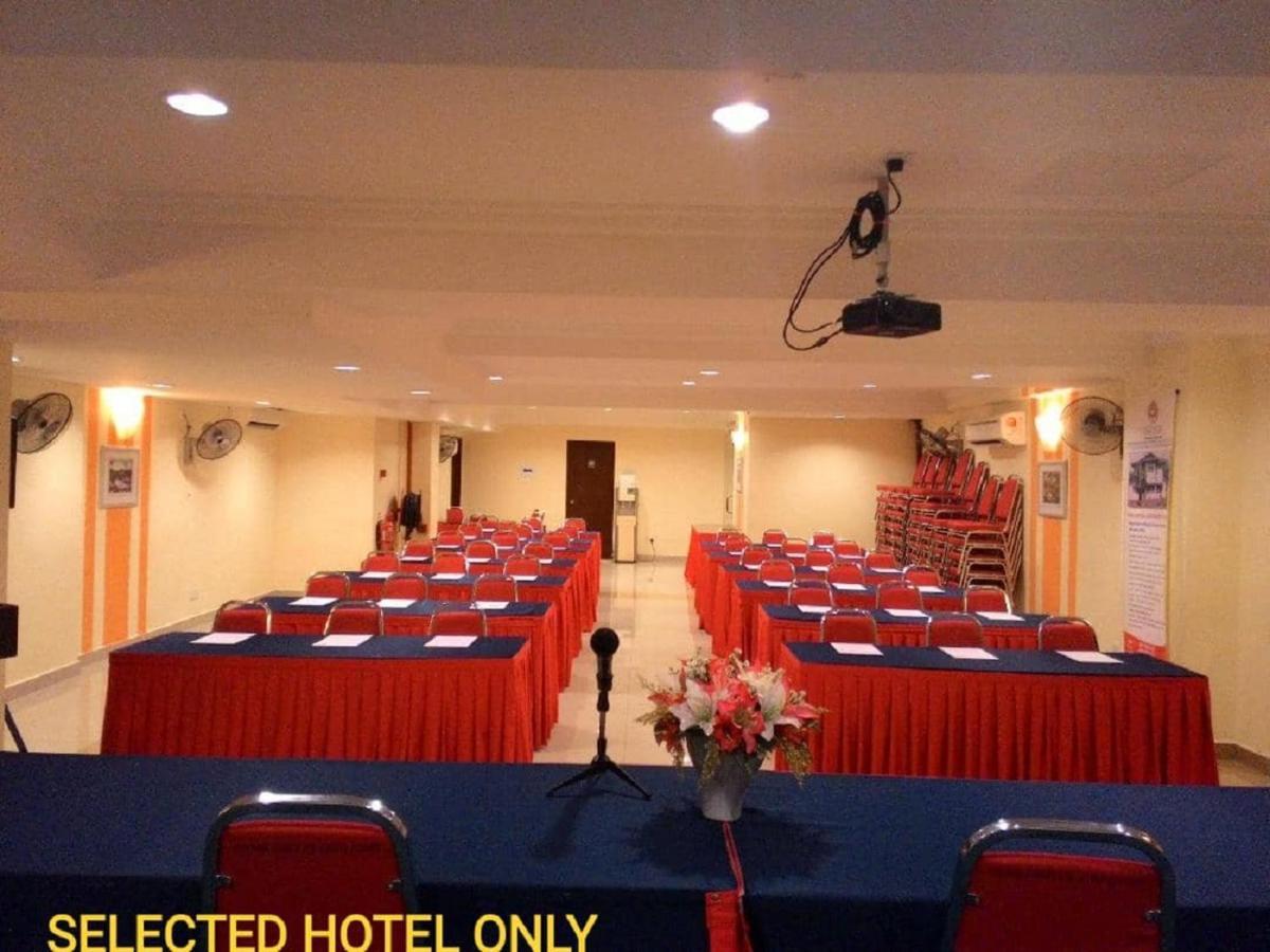 Sun Inns Hotel Kepong Куала-Лумпур Экстерьер фото