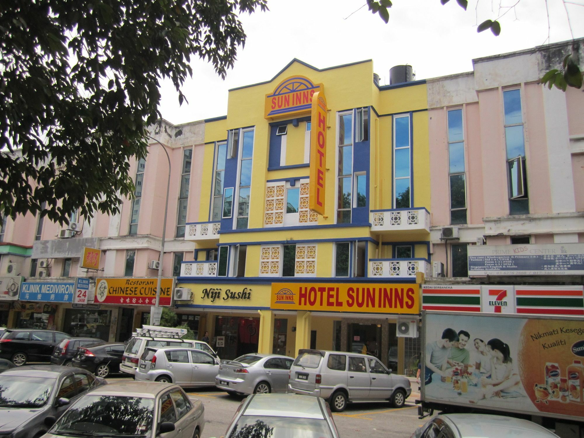 Sun Inns Hotel Kepong Куала-Лумпур Экстерьер фото